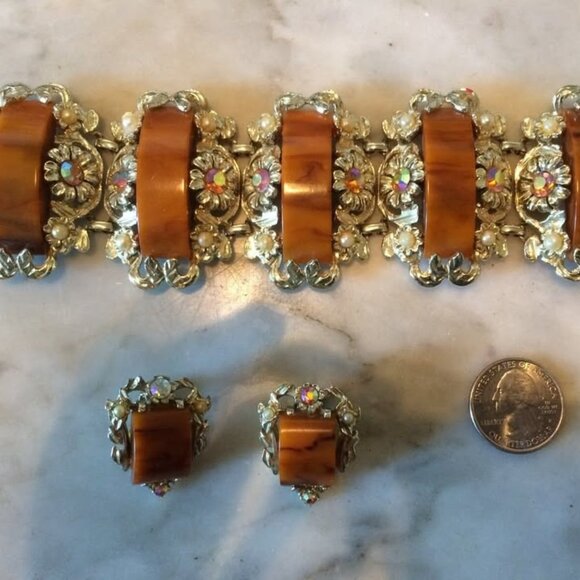 VTG RARE ELSA SCHIAPARELLI ? statement piece chunky BAKELITE rhinestone bracelet - Picture 1 of 5
